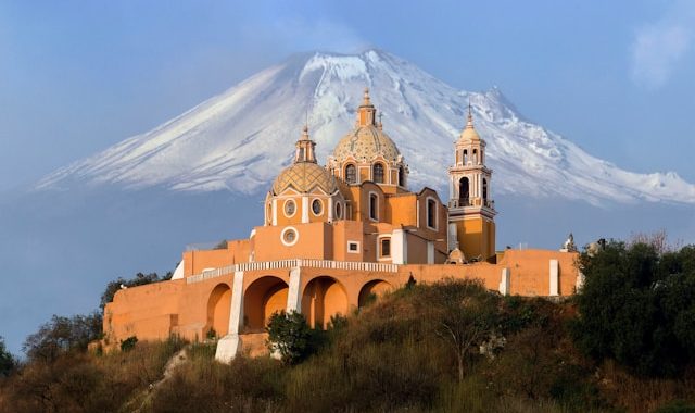 Oportunidades y Desafíos en el Negocio de Bienes Raíces en México